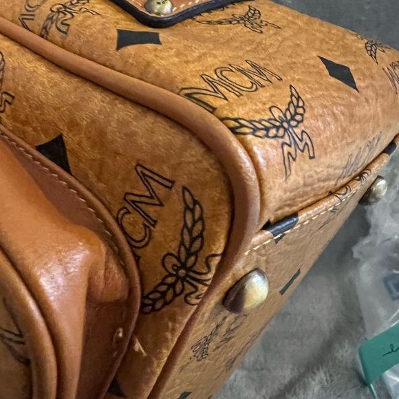 MCM Camera Bag - Picture 15 of 15